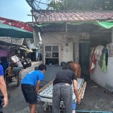 มูลนิธิฯ รับมอบสิ่งของจาก จ.ส.ต.อังคาร วิรเกียรติ และครอบครั ... Image 3