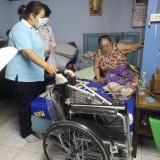 มูลนิธิฯ ร่วมกับ ศูนย์บริการสาธารณสุข 25​ ห้วยขวาง สำนักอนาม ... Image 3