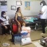 มูลนิธิฯ ร่วมกับ นักสังคมสงเคราะห์ ศูนย์บริการสาธารณสุข 41 ค ... Image 4