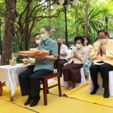 มูลนิธิฯ ร่วมกับ วัดทองเนียม​​ เขตหนองแขม กรุงเทพมหานคร “จัด ... Image 1